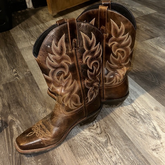 Cowboy Boots - Picture 2 of 5
